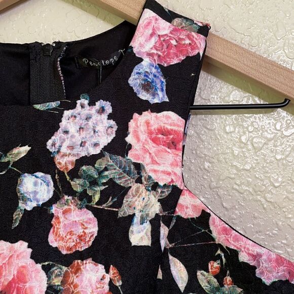 Penelope Tree | floral print crop top - Picture 2 of 8